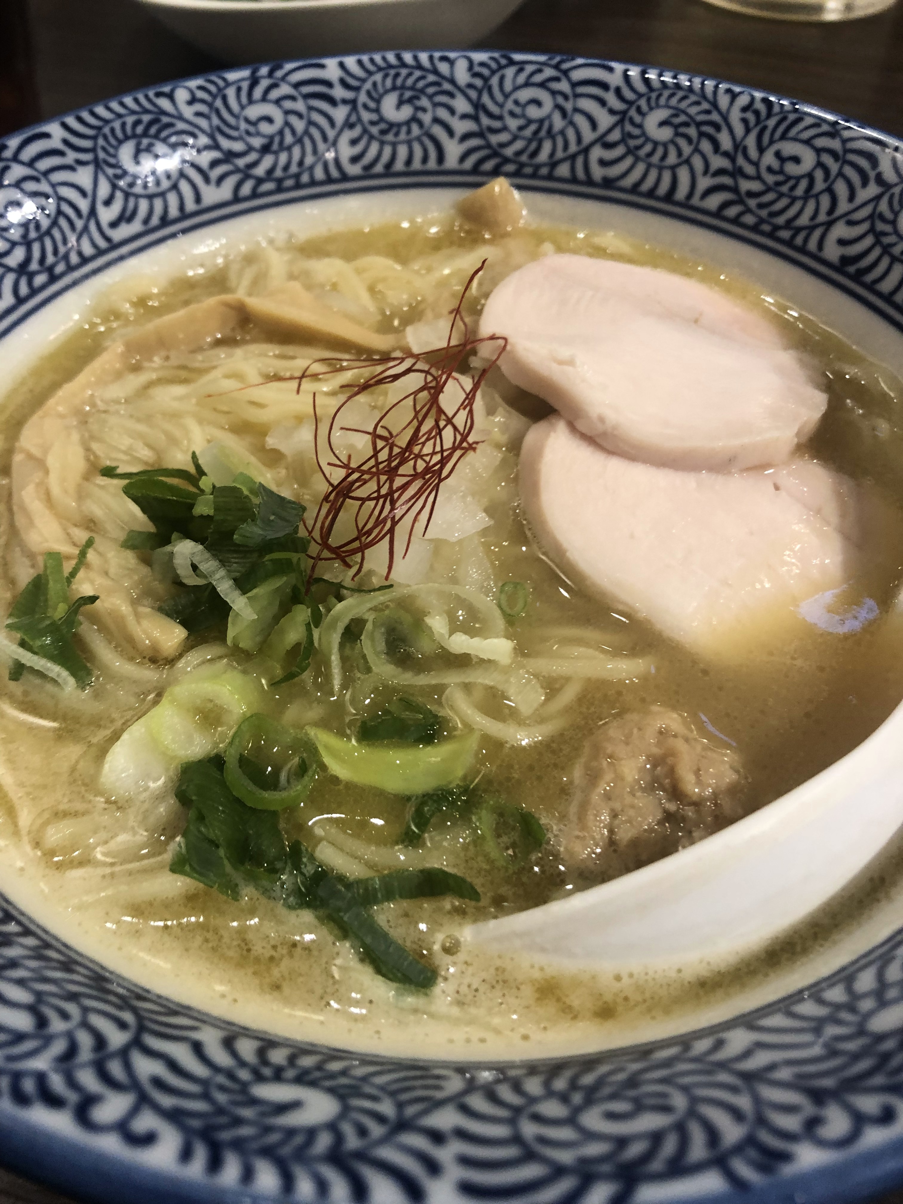 守屋大志の特製鶏白湯ラーメン